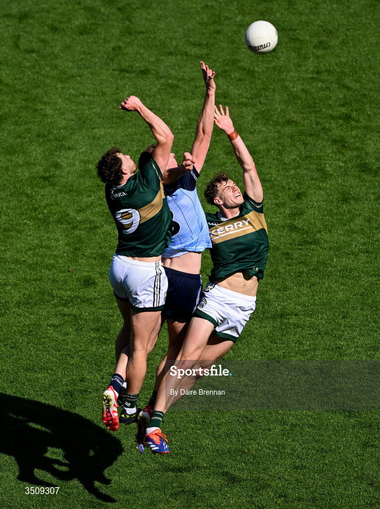 12 July 2026; Peadar Ó Cofaigh Byrne of Dublin in action against Seán O'Brien, left, and Mark O'Shea of Kerry during the GAA Football All-Ireland Senior Championship semi-final match between Dublin and Kerry at Croke Park in Dublin. Photo by Dáire Brennan/Sportsfile