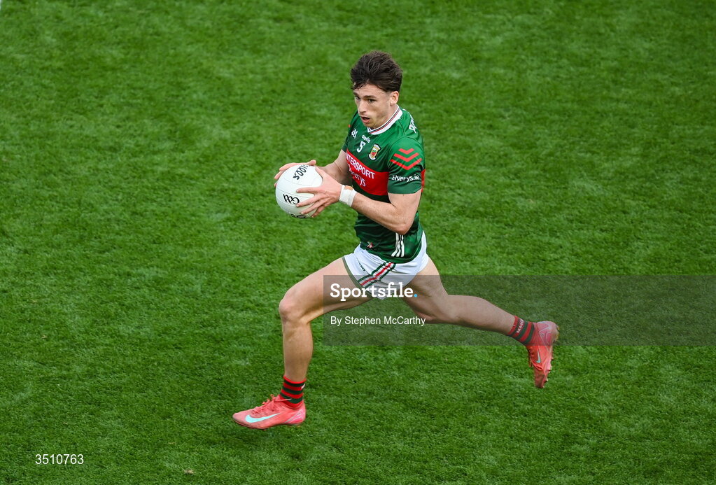 11 July 2026; Sam Callinan of Mayo during the GAA Football All-Ireland Senior Championship semi-final match between Mayo and Louth at Croke Park in Dublin. Photo by Stephen McCarthy/Sportsfile