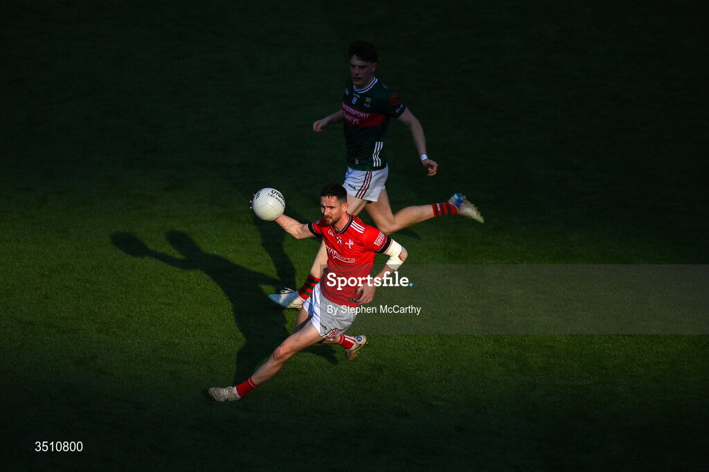 11 July 2026; Ciaran Downey of Louth and Bob Tuohy of Mayo during the GAA Football All-Ireland Senior Championship semi-final match between Mayo and Louth at Croke Park in Dublin. Photo by Stephen McCarthy/Sportsfile