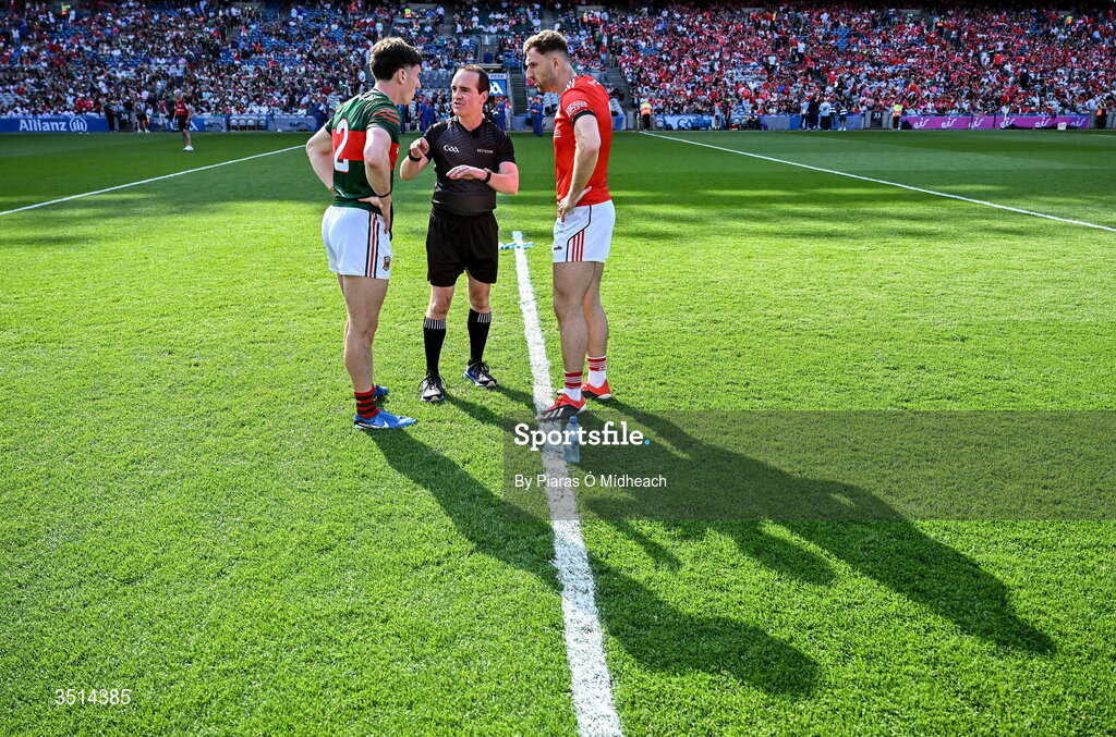 11 July 2026; Referee David Coldrick with team captains Jack Coyne of Mayo and Sam Mulroy of Louth before the GAA Football All-Ireland Senior Championship semi-final match between Mayo and Louth at Croke Park in Dublin. Photo by Piaras Ó Mídheach/Sportsfile