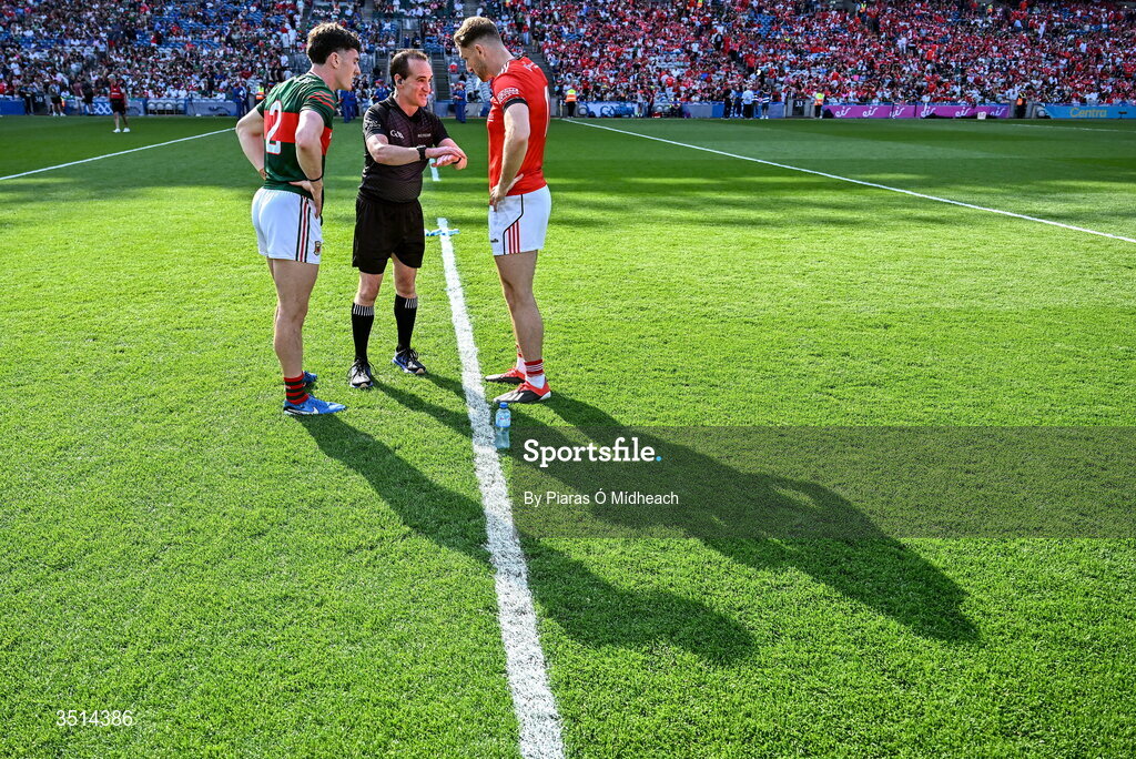 11 July 2026; Referee David Coldrick with team captains Jack Coyne of Mayo and Sam Mulroy of Louth before the GAA Football All-Ireland Senior Championship semi-final match between Mayo and Louth at Croke Park in Dublin. Photo by Piaras Ó Mídheach/Sportsfile