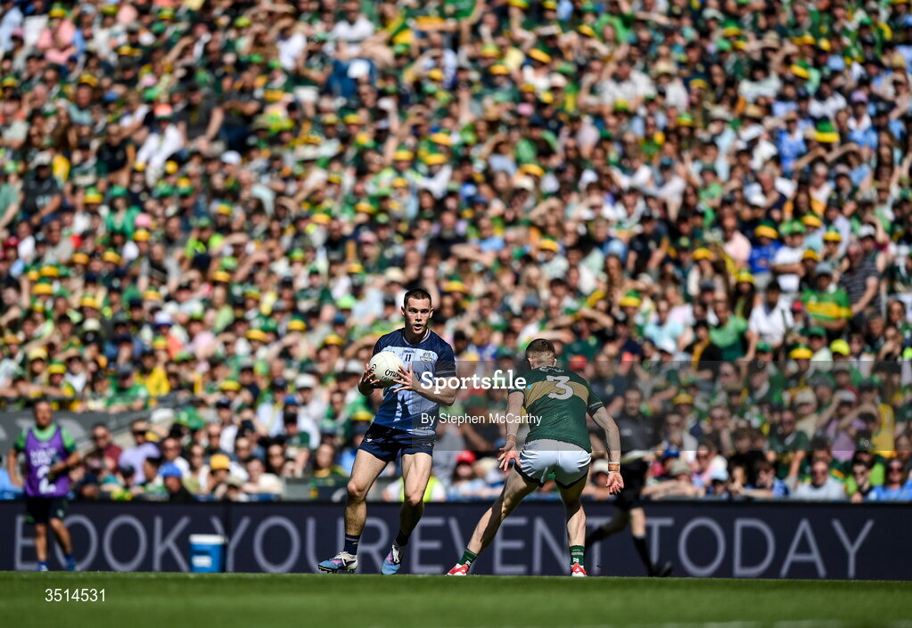 12 July 2026; Con O'Callaghan of Dublin in action against Jason Foley of Kerry during the GAA Football All-Ireland Senior Championship semi-final match between Dublin and Kerry at Croke Park in Dublin. Photo by Stephen McCarthy/Sportsfile