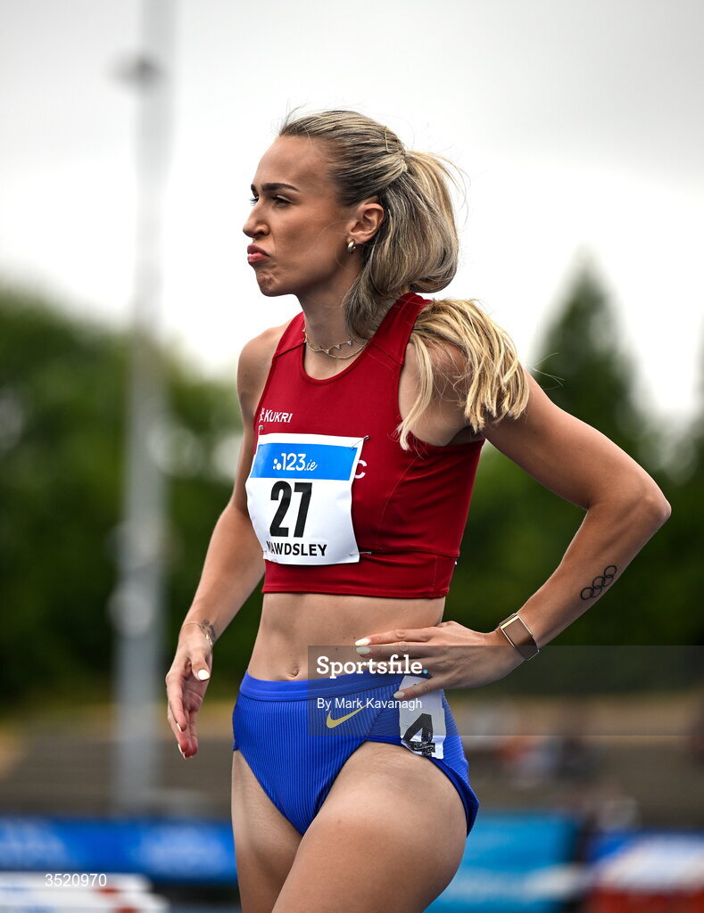 25 July 2026; Sharlene Mawdsley of Newport A.C. before the 200m during day one of the 123.ie National Senior Track & Field Championships 2026 at Morton Stadium in Dublin. Photo by Mark Kavanagh/Sportsfile