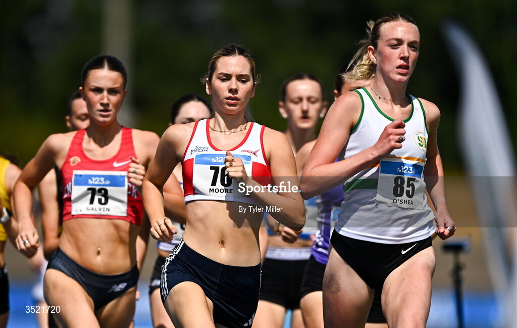 25 July 2026; Emma Moore of Galway City Harriers A.C., Galway, centre, competes in the women's 800m heats during day one of the 123.ie National Senior Track & Field Championships 2026 at Morton Stadium in Dublin. Photo by Tyler Miller/Sportsfile