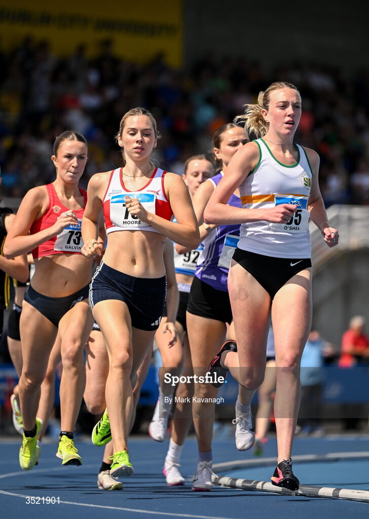 25 July 2026; Emma Moore of Galway City Harriers A.C., left, and Emily O'Shea of St. Abbans A.C. competing in the 800m during day one of the 123.ie National Senior Track & Field Championships 2026 at Morton Stadium in Dublin. Photo by Mark Kavanagh/Sportsfile
