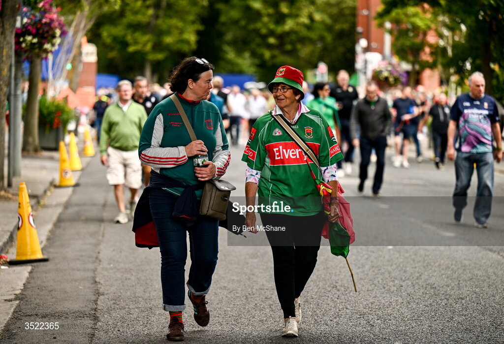 26 July 2026; Mayo supporters arrive ahead of the GAA Football All-Ireland Senior Championship final match between Kerry and Mayo at Croke Park in Dublin. Photo by Ben McShane/Sportsfile