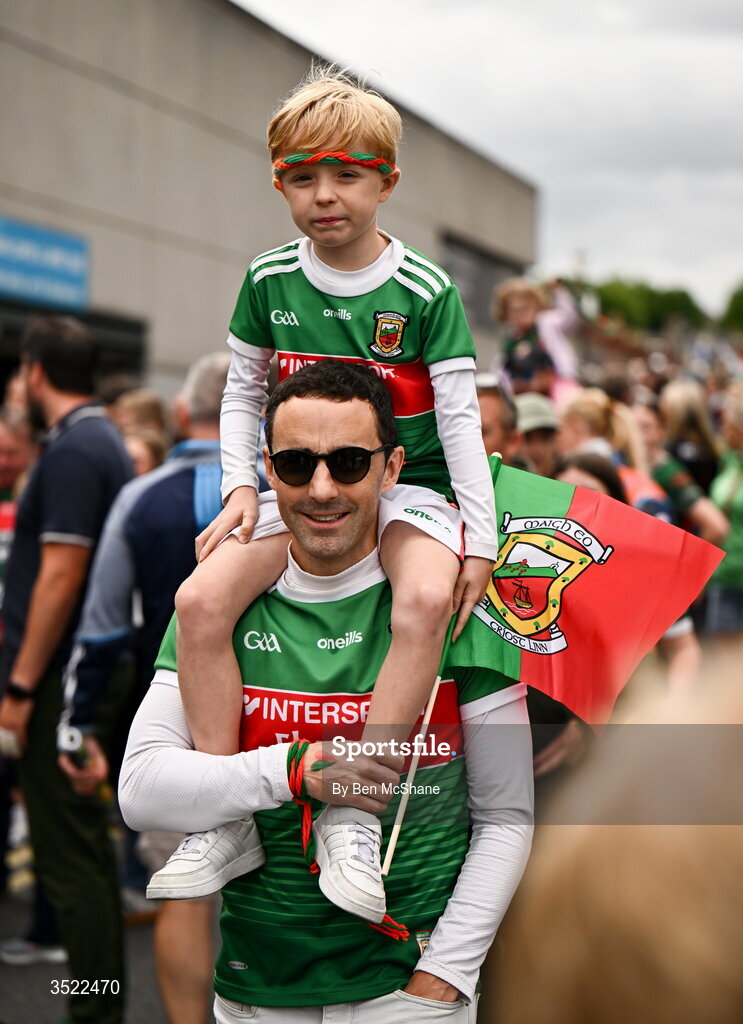 26 July 2026; Mayo supporters arrive ahead of the GAA Football All-Ireland Senior Championship final match between Kerry and Mayo at Croke Park in Dublin. Photo by Ben McShane/Sportsfile