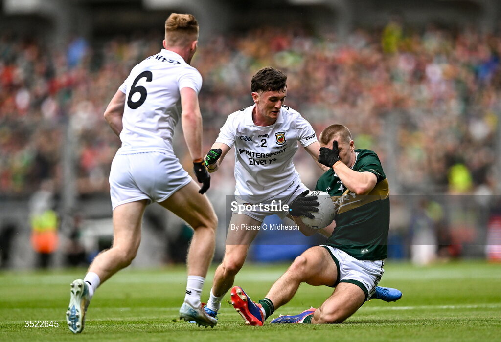26 July 2026; Dylan Casey of Kerry in action against Jack Coyne of Mayo during the GAA Football All-Ireland Senior Championship final match between Kerry and Mayo at Croke Park in Dublin. Photo by Piaras Ó Mídheach/Sportsfile