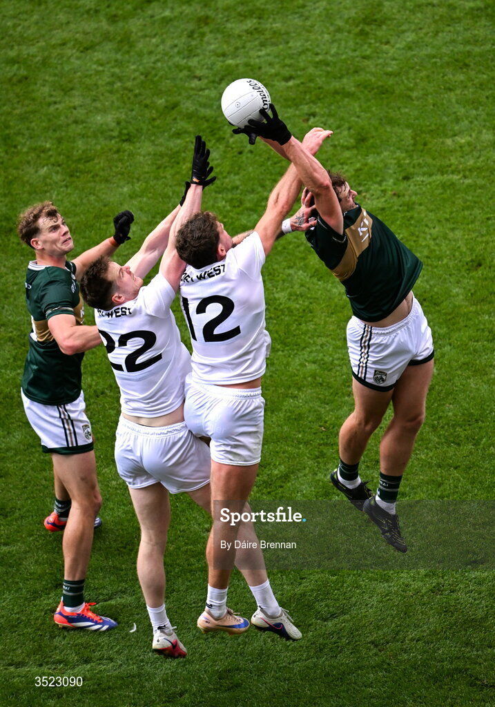 26 July 2026; Matthew Ruane, left, and Jordan Flynn of Mayo in action against Mark O'Shea, left, and Seán O'Brien of Kerry during the GAA Football All-Ireland Senior Championship final match between Kerry and Mayo at Croke Park in Dublin. Photo by Daire Brennan/Sportsfile