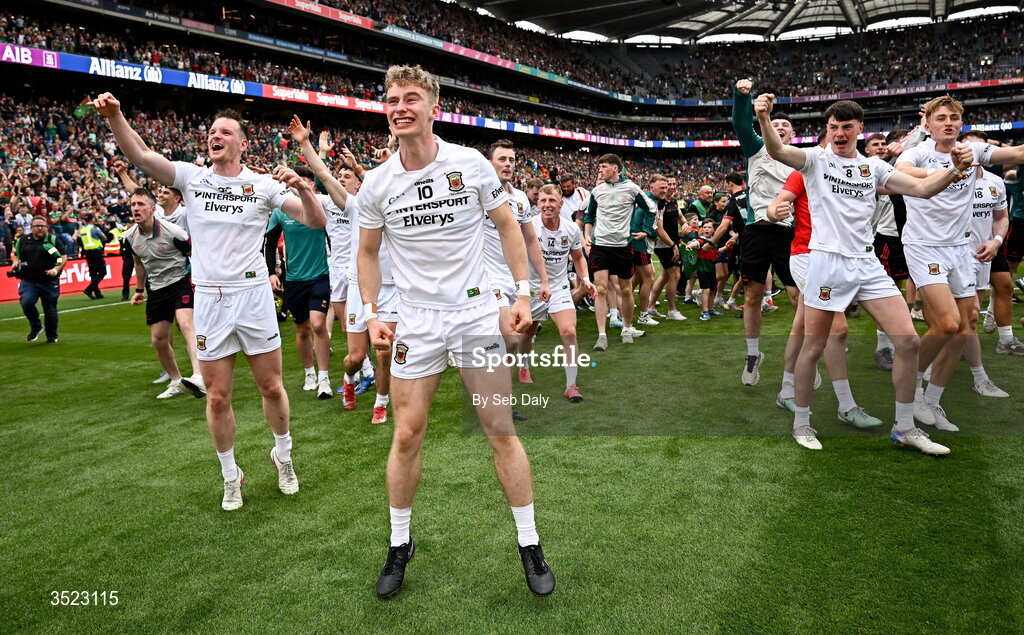 26 July 2026; John MacMonagle of Mayo, centre, celebrates with teammates after the GAA Football All-Ireland Senior Championship final match between Kerry and Mayo at Croke Park in Dublin. Photo by Seb Daly/Sportsfile