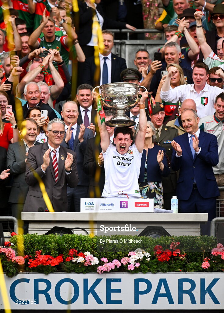 26 July 2026; Mayo captain Jack Coyne lifts the Sam Maguire Cup after victory in the GAA Football All-Ireland Senior Championship final match between Kerry and Mayo at Croke Park in Dublin. Photo by Piaras Ó Mídheach/Sportsfile