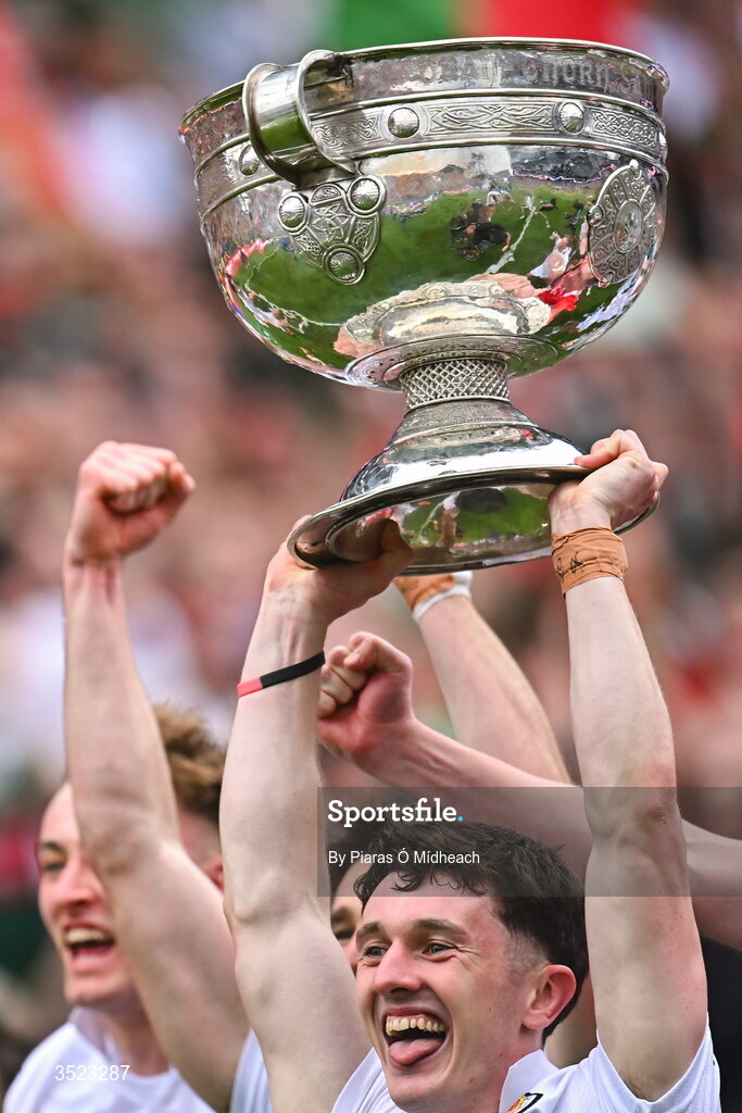 26 July 2026; Jack Coyne of Mayo holds up the Sam Maguire Cup after the GAA Football All-Ireland Senior Championship final match between Kerry and Mayo at Croke Park in Dublin. Photo by Piaras Ó Mídheach/Sportsfile