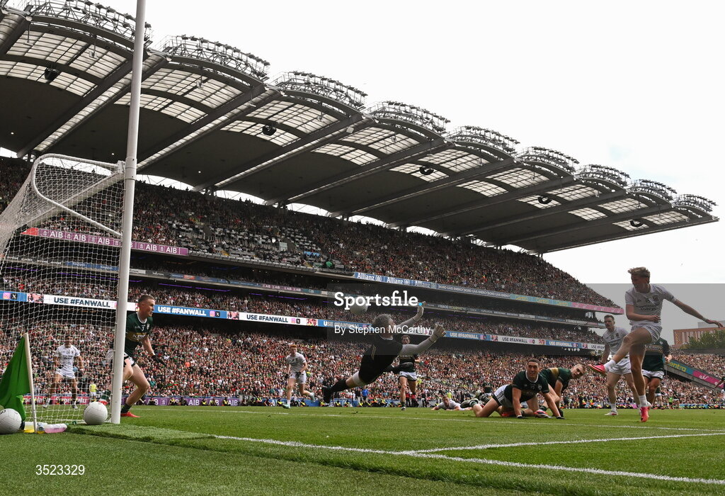 26 July 2026; Kobe McDonald of Mayo has a shot at goal during the GAA Football All-Ireland Senior Championship final match between Kerry and Mayo at Croke Park in Dublin. Photo by Stephen McCarthy/Sportsfile