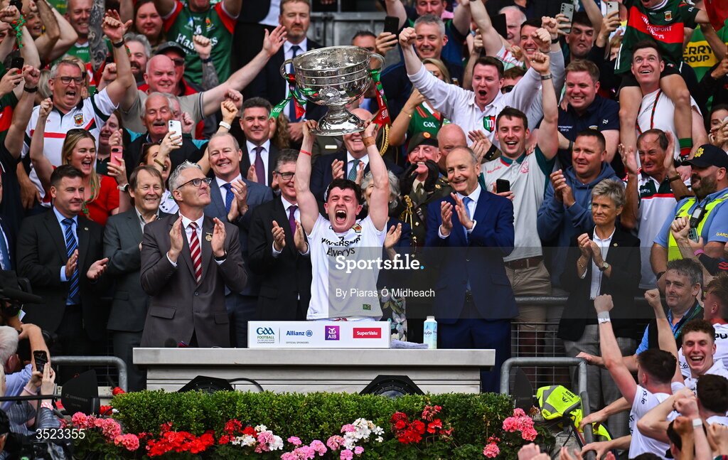 26 July 2026; Mayo captain Jack Coyne lifts the Sam Maguire Cup after victory in the GAA Football All-Ireland Senior Championship final match between Kerry and Mayo at Croke Park in Dublin. Photo by Piaras Ó Mídheach/Sportsfile