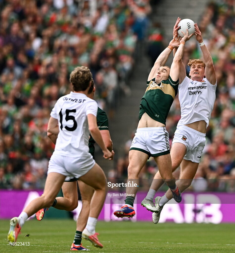 26 July 2026; Jack Carney of Mayo in action against Dylan Casey of Kerry during the GAA Football All-Ireland Senior Championship final match between Kerry and Mayo at Croke Park in Dublin. Photo by Ben McShane/Sportsfile