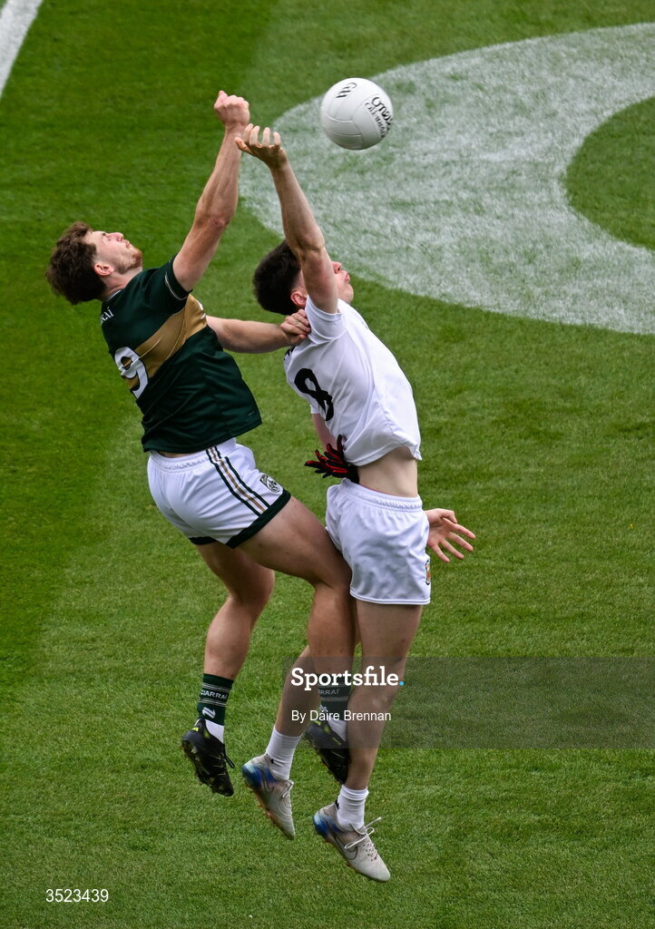 26 July 2026; Bob Tuohy of Mayo in action against Seán O'Brien of Kerry during the GAA Football All-Ireland Senior Championship final match between Kerry and Mayo at Croke Park in Dublin. Photo by Dáire Brennan/Sportsfile Photo by Daire Brennan/Sportsfile
