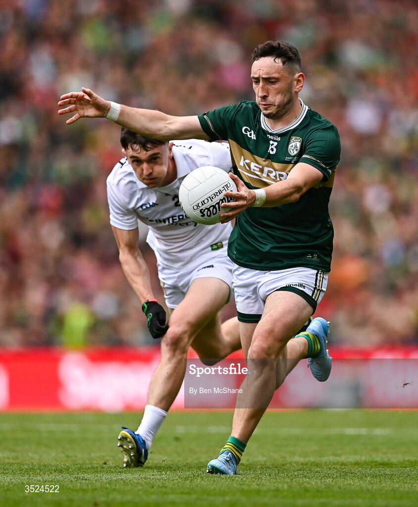 26 July 2026; Paudie Clifford of Kerry in action against Jack Coyne of Mayo during the GAA Football All-Ireland Senior Championship final match between Kerry and Mayo at Croke Park in Dublin. Photo by Ben McShane/Sportsfile