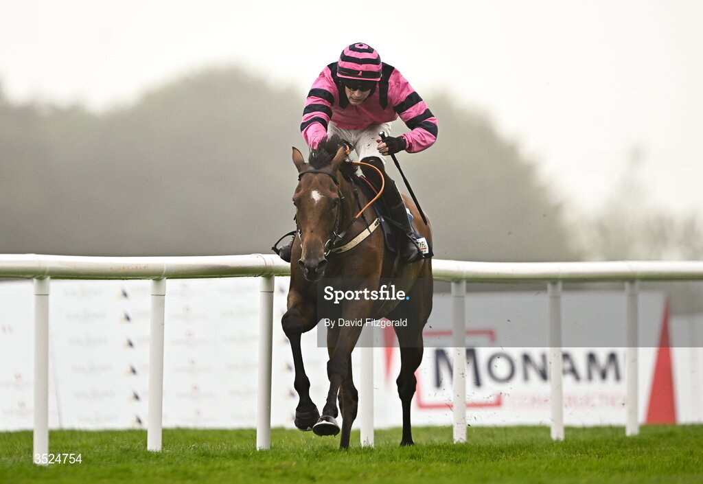 27 July 2026; Timurshah, with Conor Smithers up, on their way to winning the EASYFIX Iggy Daly Handicap Hurdle on day one of the Galway Races Summer Festival at Ballybrit Racecourse in Galway. Photo by David Fitzgerald/Sportsfile