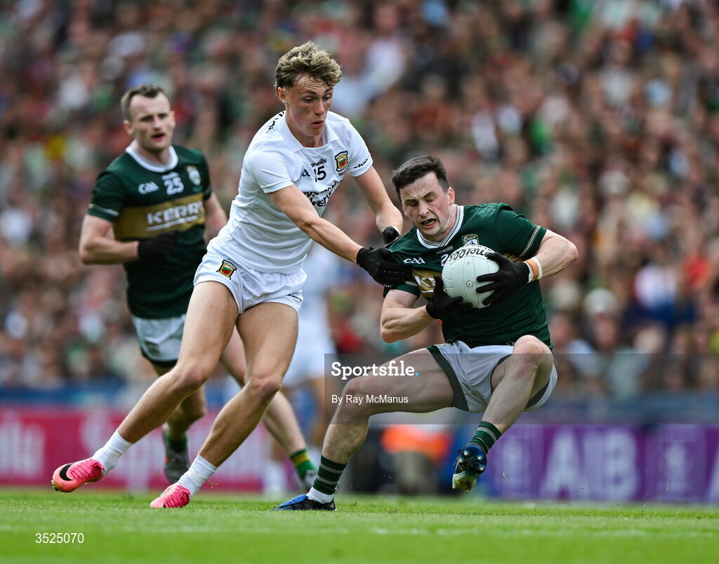 26 July 2026; Paul Murphy of Kerry is tackled by Kobe McDonald of Mayo during the GAA Football All-Ireland Senior Championship final match between Kerry and Mayo at Croke Park in Dublin. Photo by Ray McManus/Sportsfile