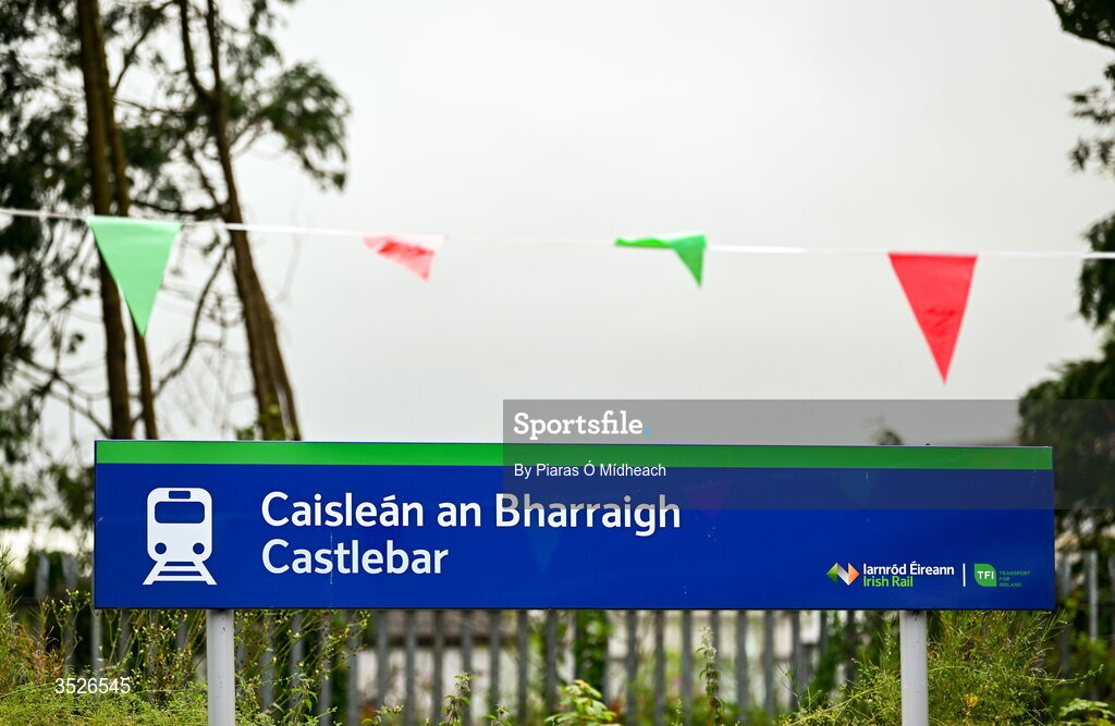 27 July 2026; Castlebar train station before the arrival of the Mayo team train before the homecoming celebrations of the All-Ireland Senior Football Champions at Hastings Insurance MacHale Park in Castlebar, Mayo. Photo by Piaras Ó Mídheach/Sportsfile
