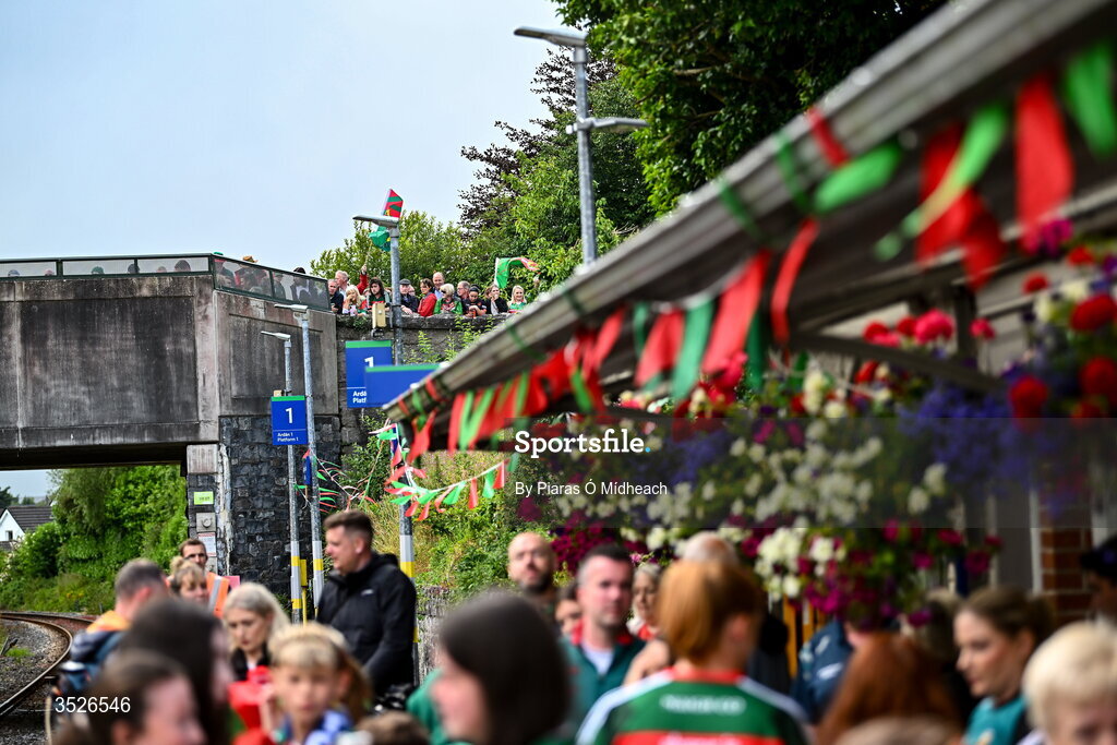27 July 2026; Castlebar train station before the arrival of the Mayo team train before the homecoming celebrations of the All-Ireland Senior Football Champions at Hastings Insurance MacHale Park in Castlebar, Mayo. Photo by Piaras Ó Mídheach/Sportsfile
