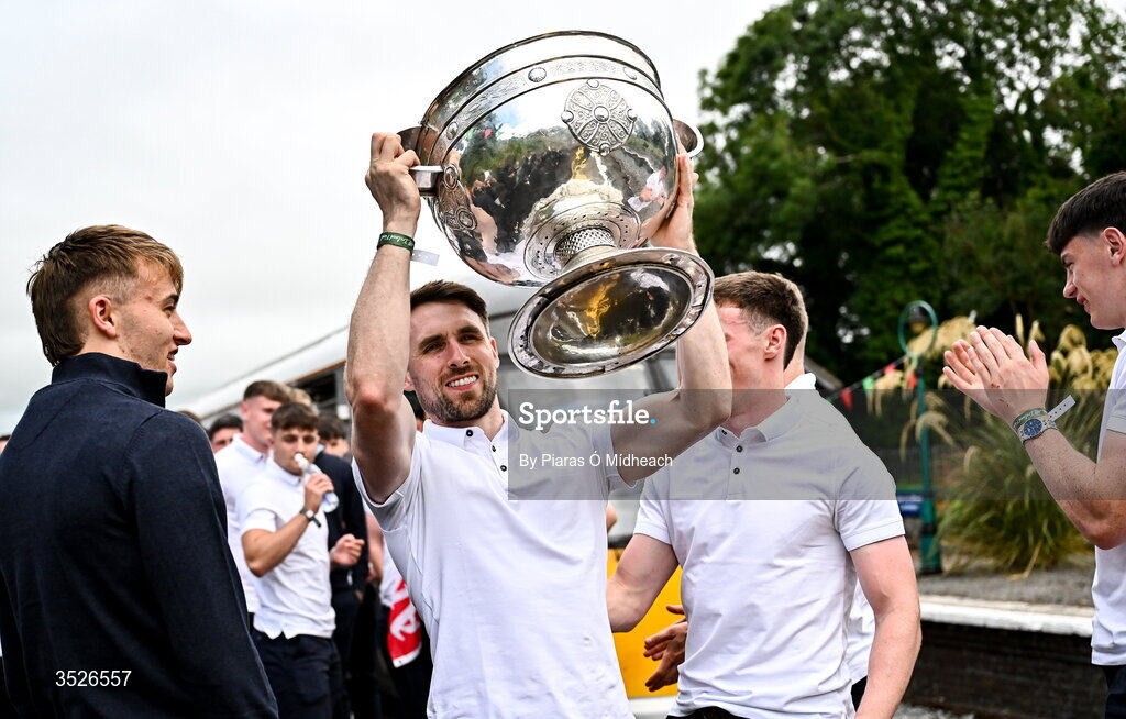 27 July 2026; Mayo footballer Paddy Durcan celebrates with the Sam Maguire Cup at Castlebar train station before the homecoming celebrations of the All-Ireland Senior Football Champions at Hastings Insurance MacHale Park in Castlebar, Mayo. Photo by Piaras Ó Mídheach/Sportsfile