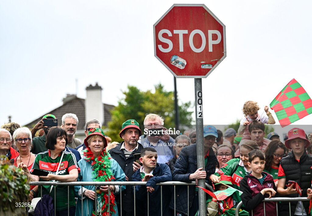 27 July 2026; Supporters outside Castlebar train station before the homecoming celebrations of the All-Ireland Senior Football Champions at Hastings Insurance MacHale Park in Castlebar, Mayo. Photo by Piaras Ó Mídheach/Sportsfile