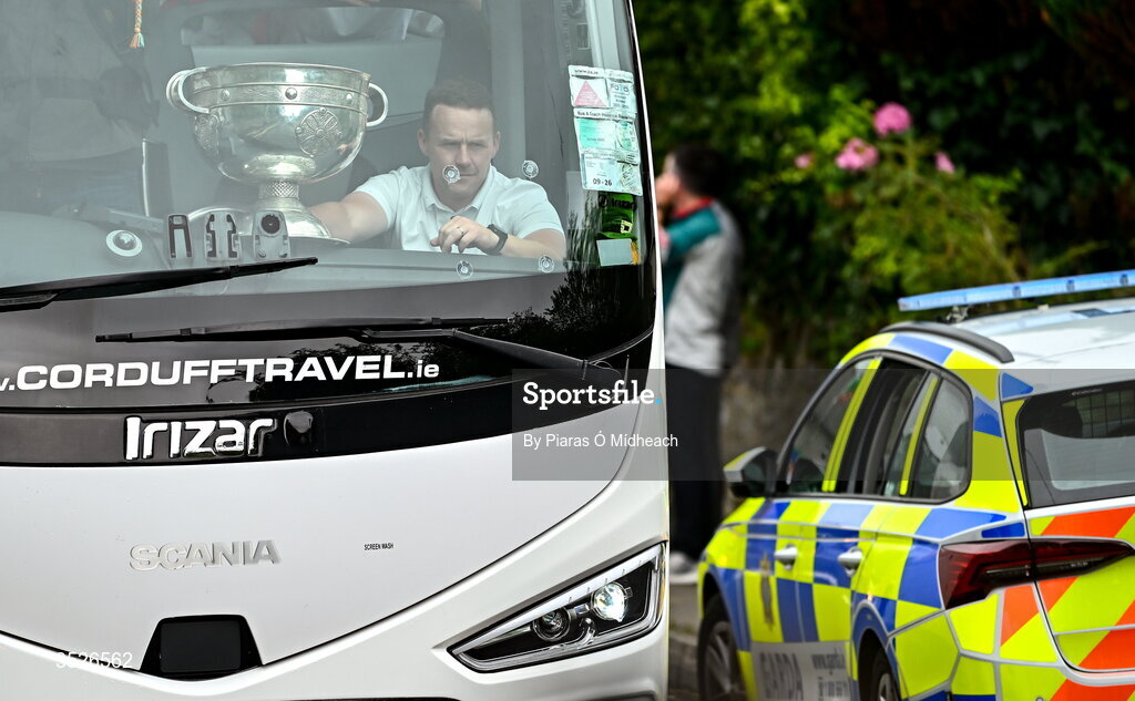 27 July 2026; Mayo manager Andy Moran with the Sam Maguire cup on the team bus on the way to the homecoming celebrations of the All-Ireland Senior Football Champions at Hastings Insurance MacHale Park in Castlebar, Mayo. Photo by Piaras Ó Mídheach/Sportsfile
