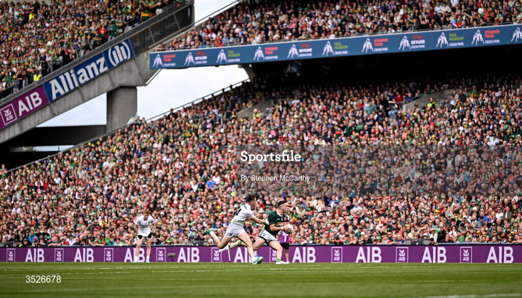 26 July 2026; Paudie Clifford of Kerry in action against Eoin McGreal of Mayo during the GAA Football All-Ireland Senior Championship final match between Kerry and Mayo at Croke Park in Dublin. Photo by Stephen McCarthy/Sportsfile