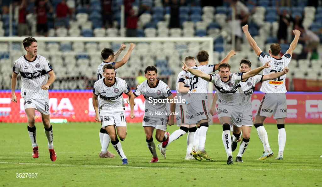 30 July 2026; Bohemians players celebrate as Jordan Flores, not pictured, scores their winning penalty in the shoot-out during the UEFA Conference League Second Qualifying Round second leg match between Ballkani and Bohemians at Fadil Vokrri Stadium in Pristina, Kosovo. Photo by Nikola Krstic/Sportsfile