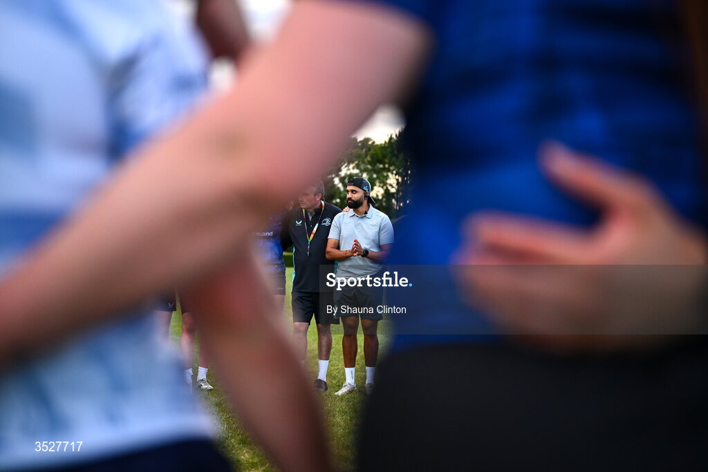 30 July 2026; Head coach Sana Govender, centre, and players huddle during an Leinster rugby women open training session at Kings Hospital School in Dublin. Photo by Shauna Clinton/Sportsfile
