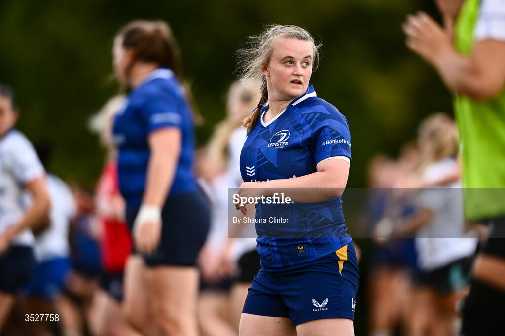 30 July 2026; Caoimhe McCormack, centre, and team-mates during an Leinster rugby women open training session at Kings Hospital School in Dublin. Photo by Shauna Clinton/Sportsfile