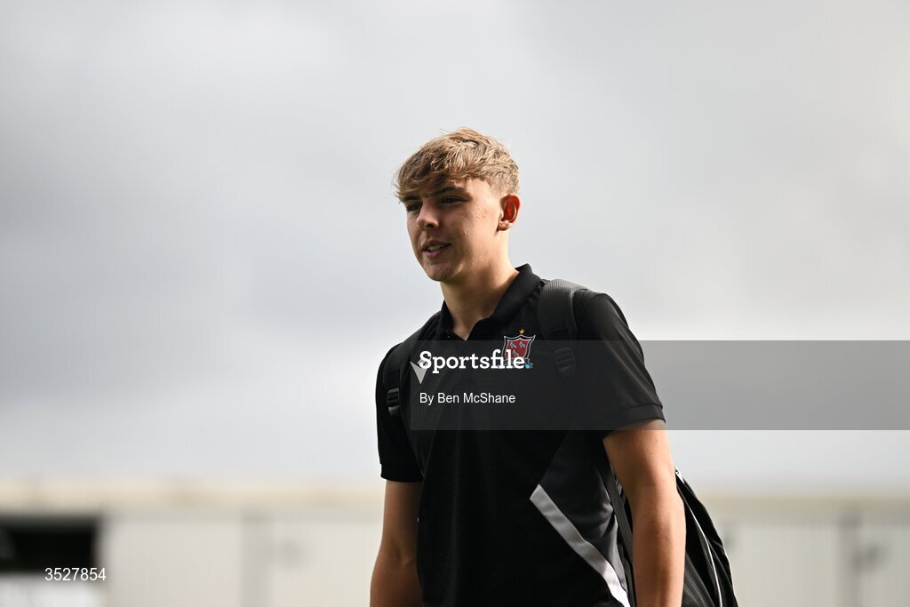 31 July 2026; Ronan Teahan of Dundalk arrives for the SSE Airtricity Premier Division match between Dundalk and Sligo Rovers at Oriel Park in Dundalk, Louth. Photo by Ben McShane/Sportsfile