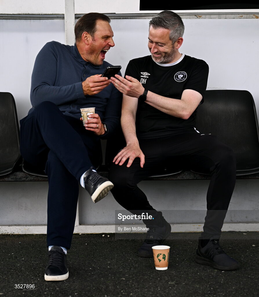 31 July 2026; Sligo Rovers manager Darren Purse, left, and Sligo Rovers kitman Darragh Healy share a joke before the SSE Airtricity Premier Division match between Dundalk and Sligo Rovers at Oriel Park in Dundalk, Louth. Photo by Ben McShane/Sportsfile