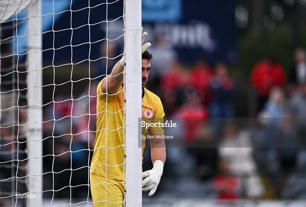 31 July 2026; Sligo Rovers goalkeeper Sam Sargeant during the SSE Airtricity Premier Division match between Dundalk and Sligo Rovers at Oriel Park in Dundalk, Louth. Photo by Ben McShane/Sportsfile