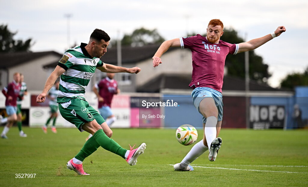 31 July 2026; Aaron Greene of Shamrock Rovers in action against James Bolger of Drogheda United during the SSE Airtricity Men’s Premier Division match between Drogheda United and Shamrock Rovers at Sullivan & Lambe Park in Drogheda, Louth. Photo by Seb Daly/Sportsfile