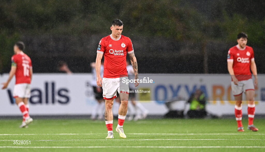 31 July 2026; Cian Kavanagh of Sligo Rovers reacts after Dundalk's first goal during the SSE Airtricity Premier Division match between Dundalk and Sligo Rovers at Oriel Park in Dundalk, Louth. Photo by Ben McShane/Sportsfile