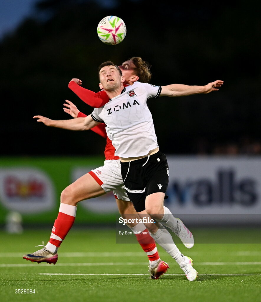 31 July 2026; Daire Patton of Sligo Rovers in action against Bobby Burns of Dundalk during the SSE Airtricity Premier Division match between Dundalk and Sligo Rovers at Oriel Park in Dundalk, Louth. Photo by Ben McShane/Sportsfile