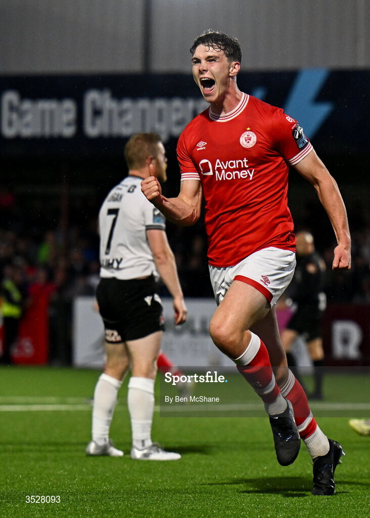 31 July 2026; Gareth McElroy of Sligo Rovers celebrates after scoring his side's first goal during the SSE Airtricity Premier Division match between Dundalk and Sligo Rovers at Oriel Park in Dundalk, Louth. Photo by Ben McShane/Sportsfile