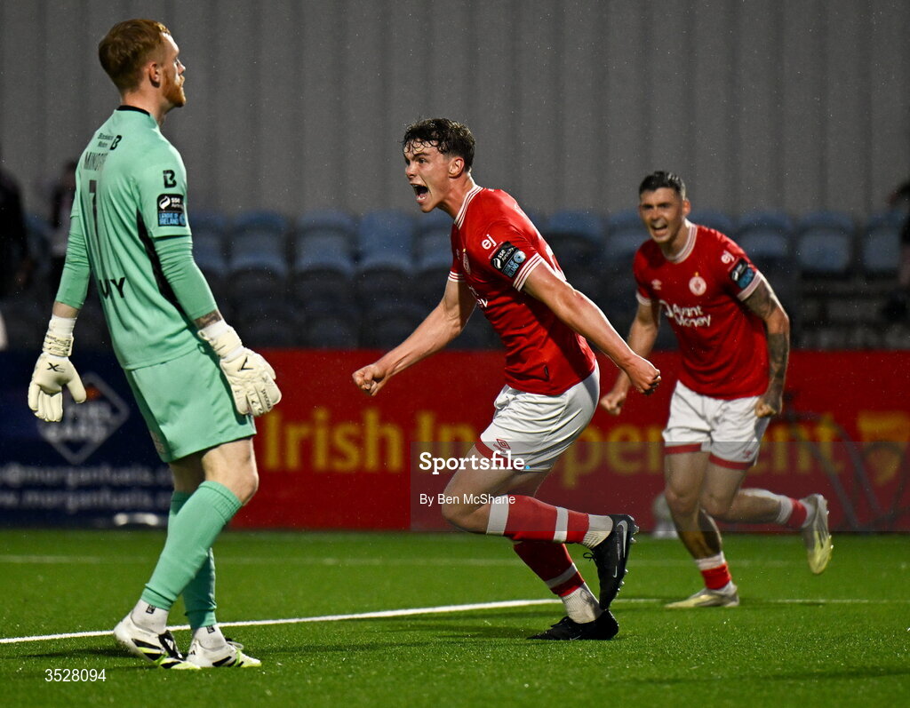 31 July 2026; Gareth McElroy of Sligo Rovers after scoring his side's first goal during the SSE Airtricity Premier Division match between Dundalk and Sligo Rovers at Oriel Park in Dundalk, Louth. Photo by Ben McShane/Sportsfile