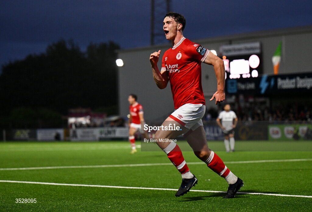 31 July 2026; Gareth McElroy of Sligo Rovers celebrates after scoring his side's first goal during the SSE Airtricity Premier Division match between Dundalk and Sligo Rovers at Oriel Park in Dundalk, Louth. Photo by Ben McShane/Sportsfile