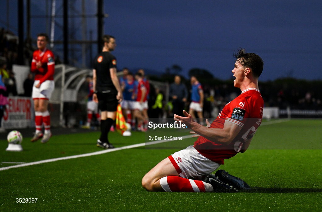 31 July 2026; Gareth McElroy of Sligo Rovers celebrates after scoring his side's first goal during the SSE Airtricity Premier Division match between Dundalk and Sligo Rovers at Oriel Park in Dundalk, Louth. Photo by Ben McShane/Sportsfile