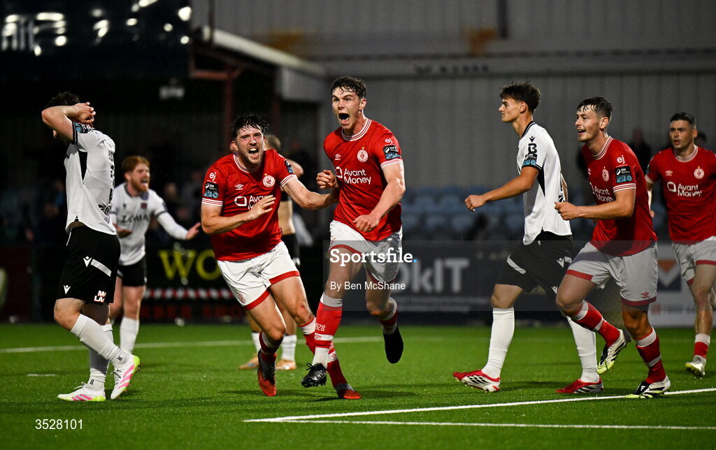 31 July 2026; Gareth McElroy of Sligo Rovers, centre, celebrates with team-mate Seb Quirk after scoring his side's first goal during the SSE Airtricity Premier Division match between Dundalk and Sligo Rovers at Oriel Park in Dundalk, Louth. Photo by Ben McShane/Sportsfile