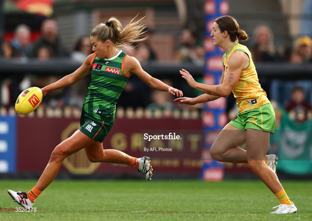 1 August 2026; Sarah Rowe of Ireland during the AFLW test match between Australia and Ireland at the North Sydney Oval in Sydney, Australia. Photo by James Wiltshire/AFL Photos via Sportsfile