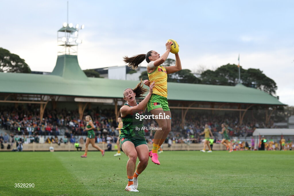 1 August 2026; Kate Hore of Australia in action against Kayleigh Cronin of Ireland during the AFLW test match between Australia and Ireland at the North Sydney Oval in Sydney, Australia. Photo by Darrian Traynor/Getty Images/AFL Photos via Sportsfile
