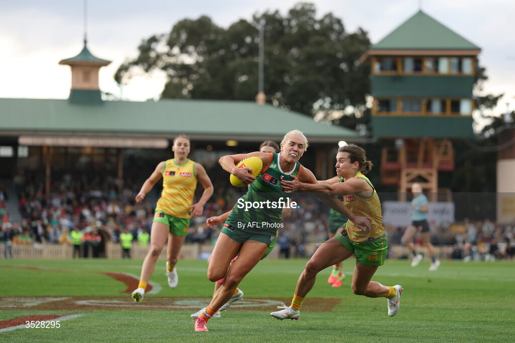 1 August 2026; Orla O'Dwyer of Ireland in action against Ash Riddell of Australia during the AFLW test match between Australia and Ireland at the North Sydney Oval in Sydney, Australia. Photo by Darrian Traynor/Getty Images/AFL Photos via Sportsfile