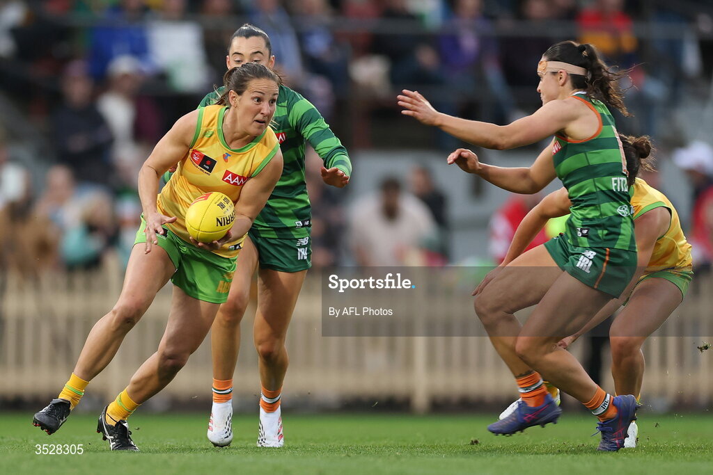1 August 2026; Breanna Koenen of Australia in action against Blaithin Bogue of Ireland, left, during the AFLW test match between Australia and Ireland at the North Sydney Oval in Sydney, Australia. Photo by Darrian Traynor/Getty Images/AFL Photos via Sportsfile