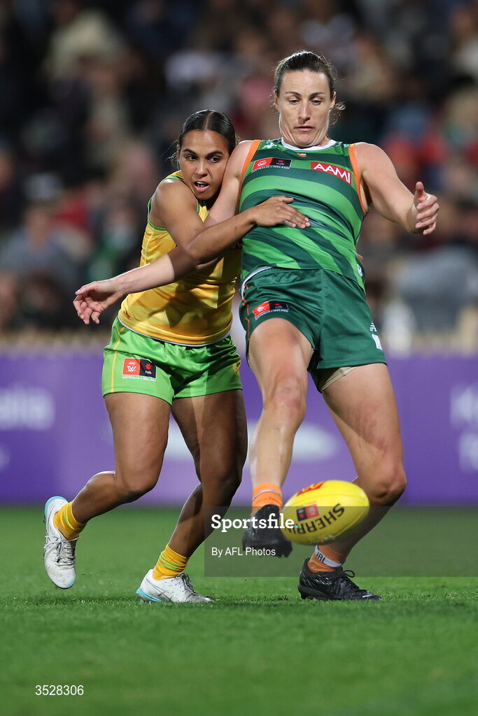 1 August 2026; Clara Fitzpatrick of Ireland in action against Courtney Hodder of Australia during the AFLW test match between Australia and Ireland at the North Sydney Oval in Sydney, Australia. Photo by Darrian Traynor/Getty Images/AFL Photos via Sportsfile