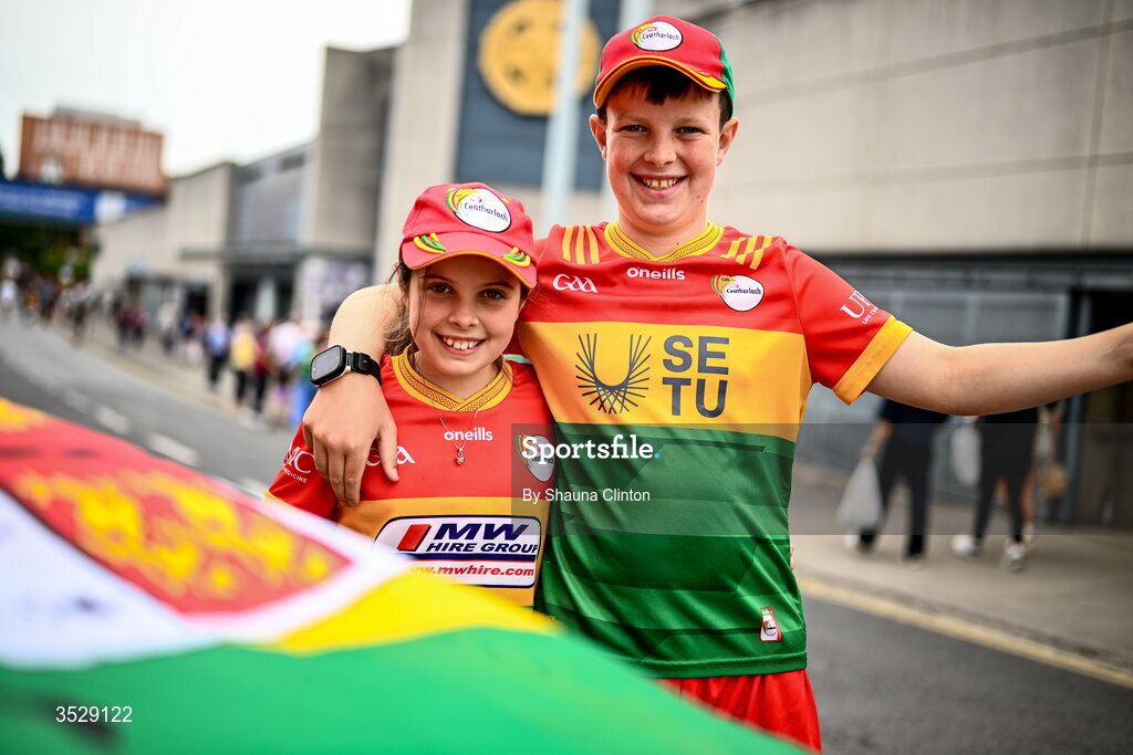 2 August 2026; Carlow supporters Aisling, left, and Diarmuid Maguire ahead of the LGFA TG4 All-Ireland Junior Championship final match between Antrim and Carlow at Croke Park in Dublin. Photo by Shauna Clinton/Sportsfile