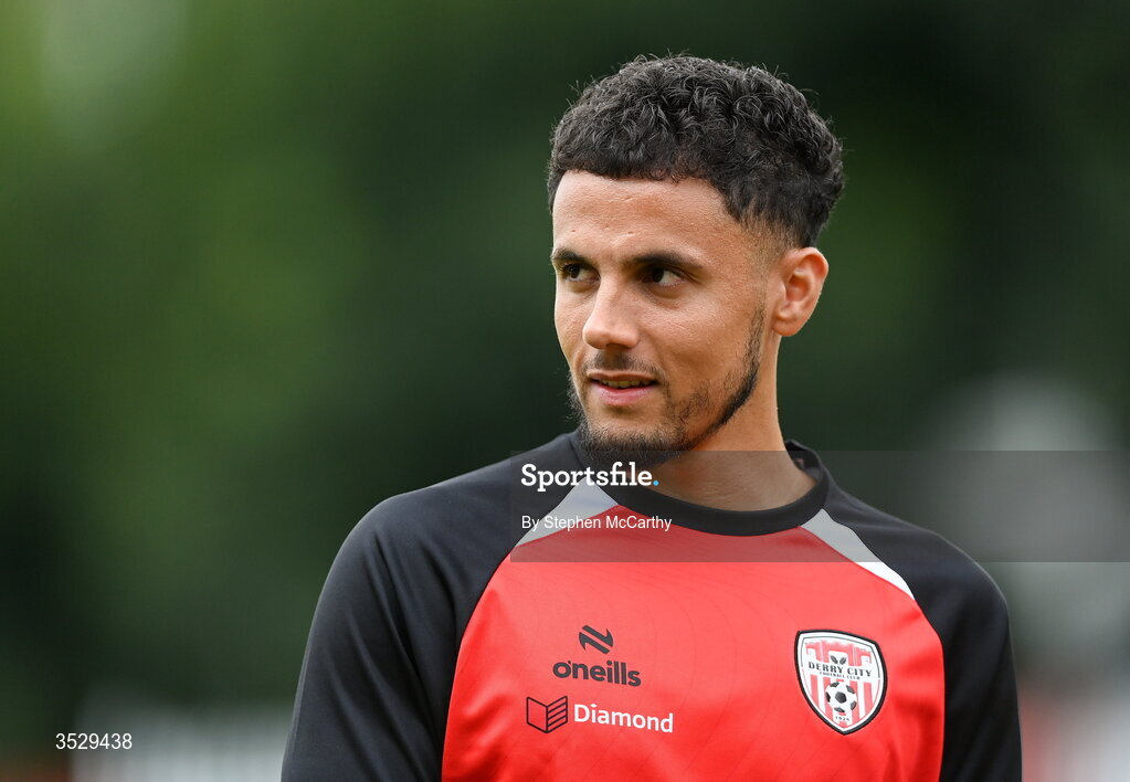 2 August 2026; Tyler Smith of Derry City before the SSE Airtricity Men's Premier Division match between St Patrick's Athletic and Derry City at Richmond Park in Dublin. Photo by Stephen McCarthy/Sportsfile